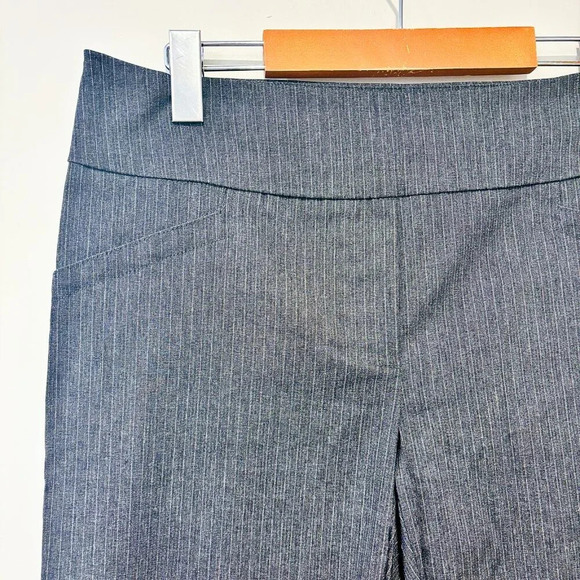 REITMANS – Charcoal pinstripe office pants | Stretch comfort • - Picture 5 of 7